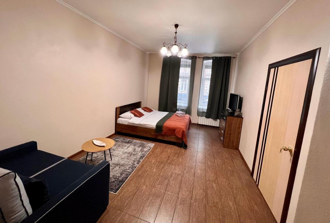 Old City Apartment With Parking Lwów Zewnętrze zdjęcie