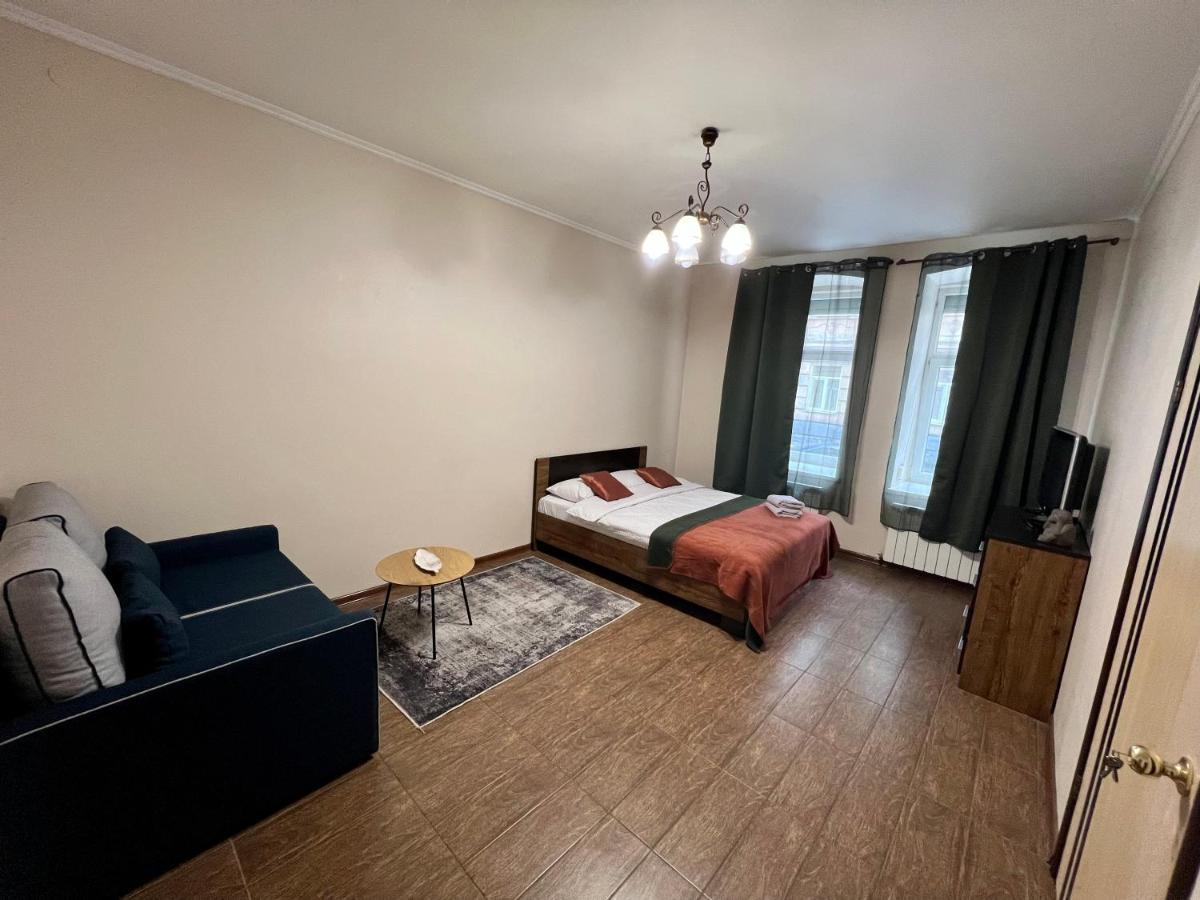 Old City Apartment With Parking Lwów Zewnętrze zdjęcie